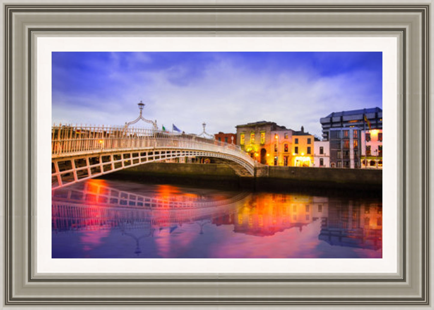 Ha’penny Bridge at Dusk (Frame: 2281 Grade 2)
