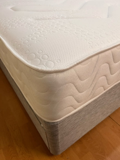 SLEEP -EASY MATTRESS